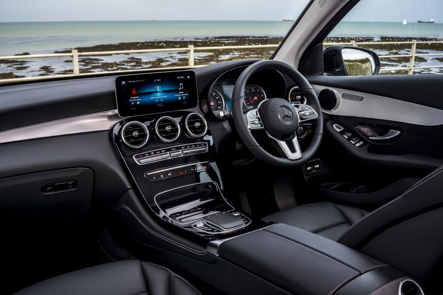 Торпедо Mercedes-Benz GLC220 d 4Matic (X253) 2019 года  (UK) (фото 13 из 89)